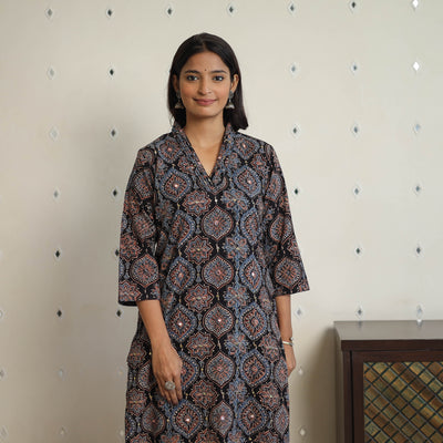 Sequins Work Cotton Straight Ajrakh Print Kurta 07