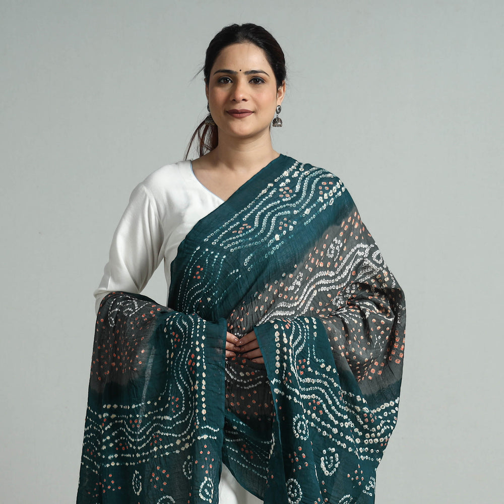 Green - Kutch Bandhani Tie-Dye Cotton Dupatta 03