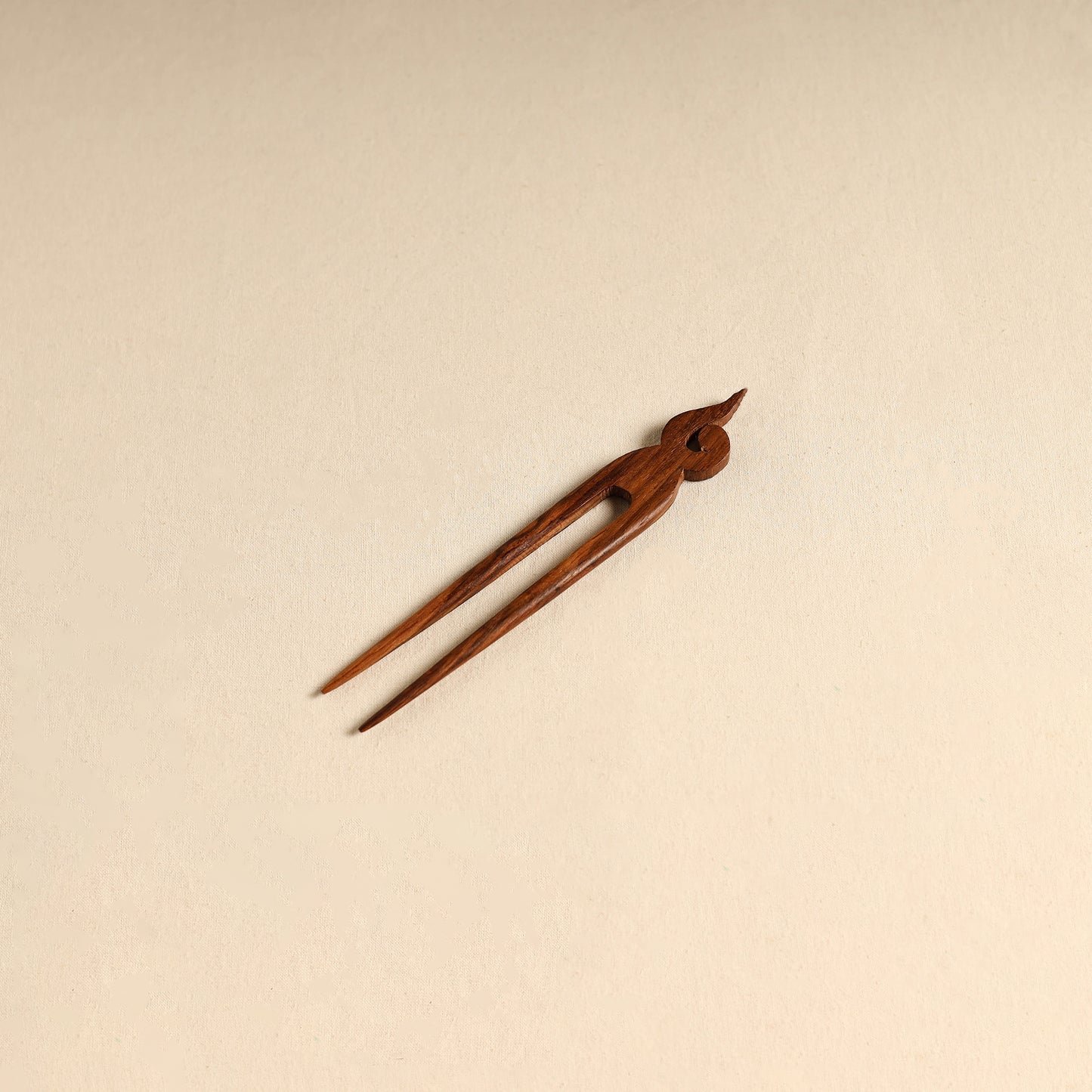 Hand Carved Sheesham Wood Juda Stick 32