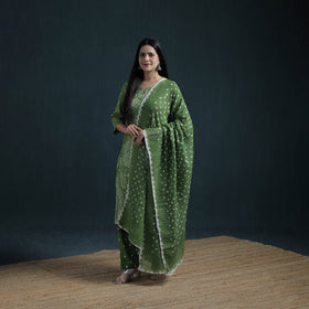 Bandhani Tie-Dye Cotton Suit Set with Dupatta for Women 15