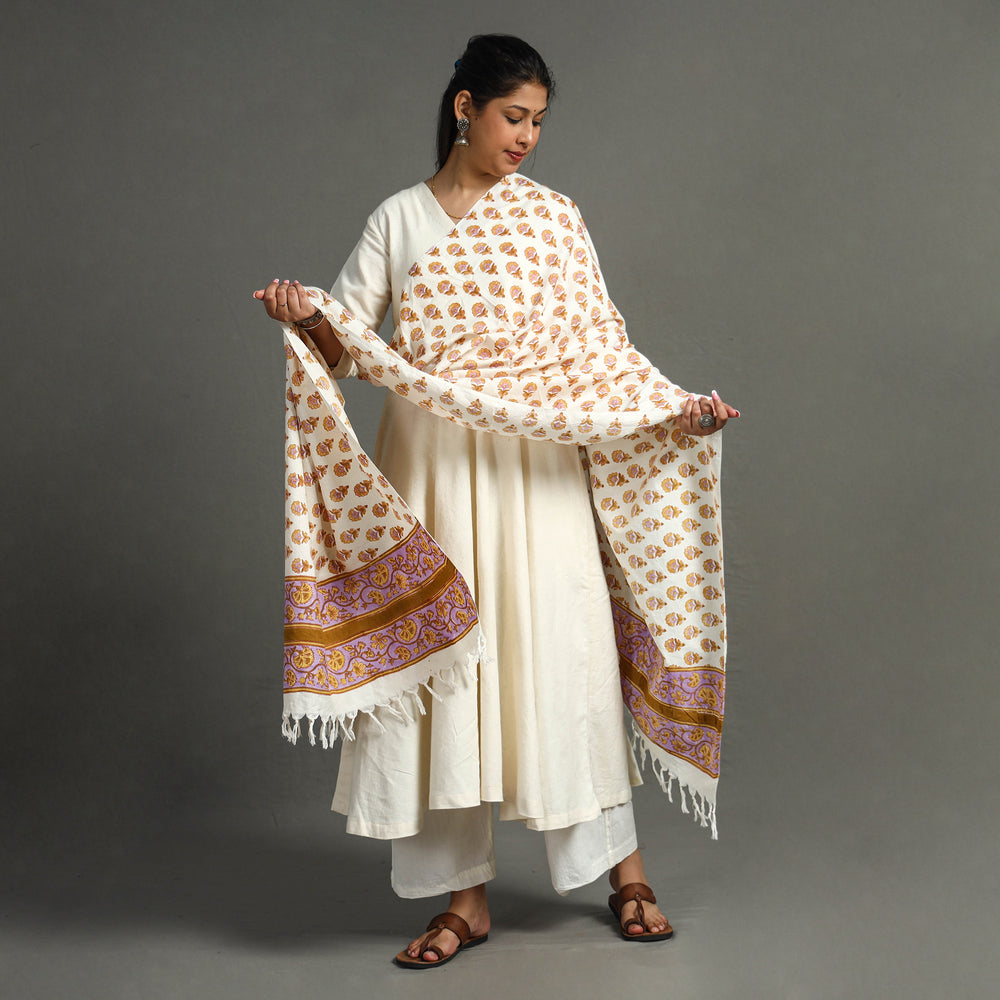 Sanganeri Dupatta 