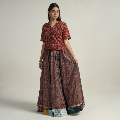 block printed long skirt