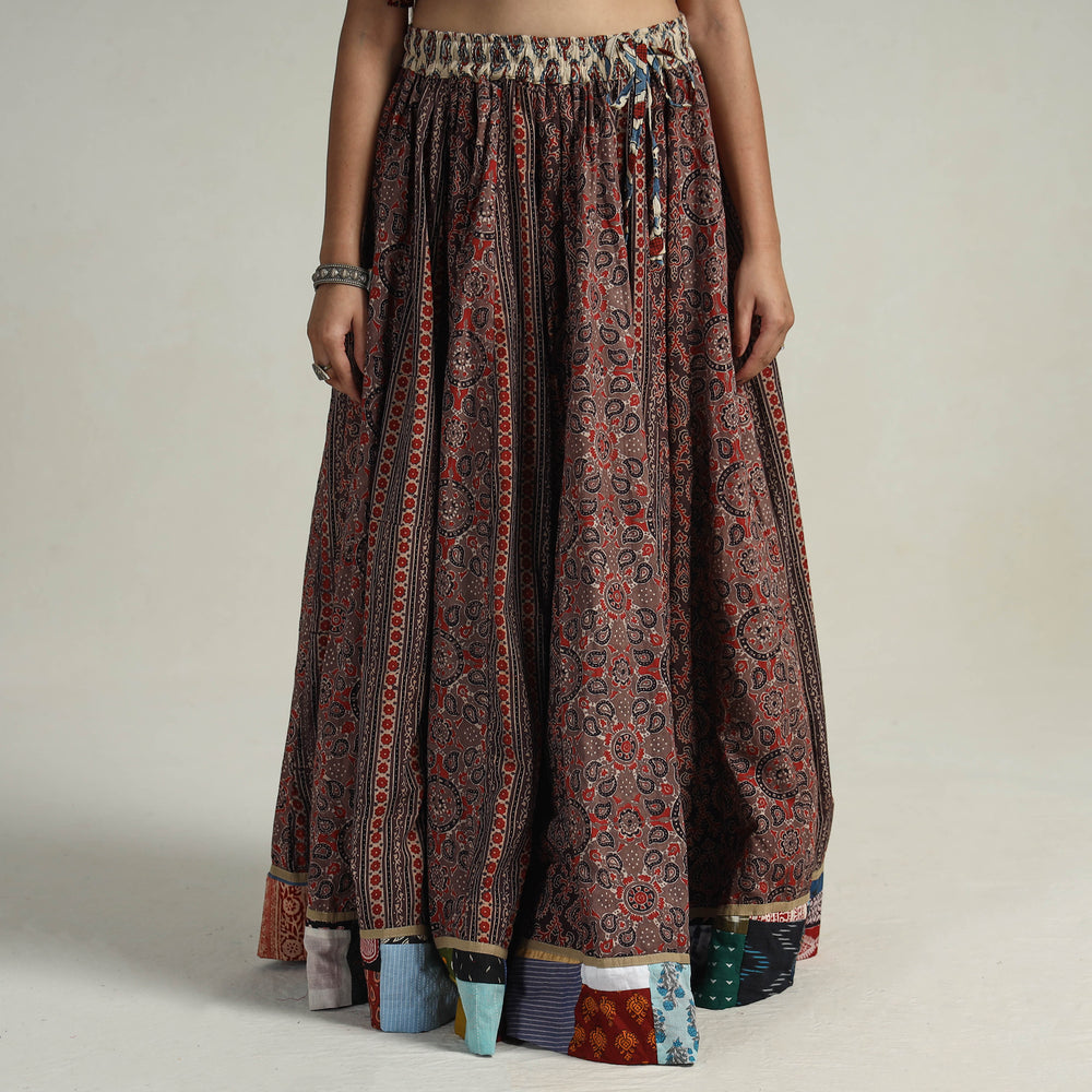 block printed long skirt