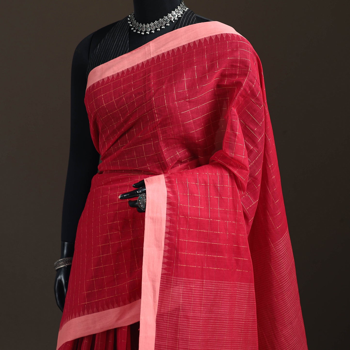 Kuppadam Zari Checks Pure Handspun Handloom Cotton Saree 41