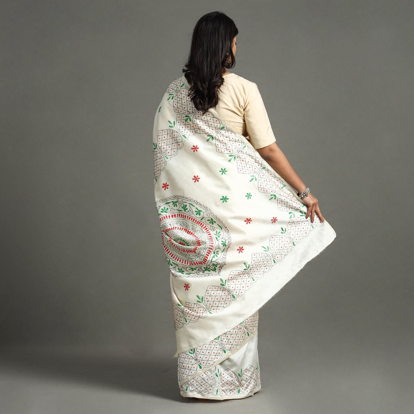 Beige - Bengal Nakshi Kantha Embroidery Silk Saree