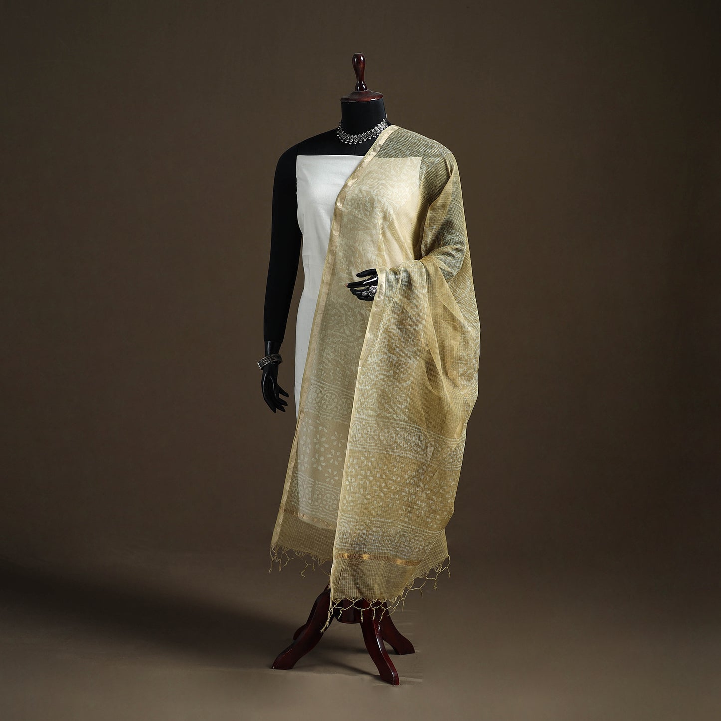 Pipad Hand Block Print Natural Dyed Kota Doria Cotton Dupatta 27