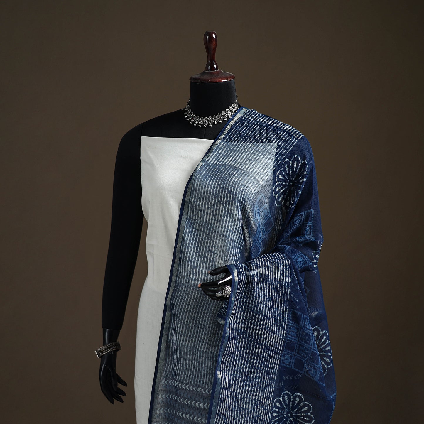 Pipad Hand Block Print Natural Dyed Kota Doria Cotton Dupatta 28