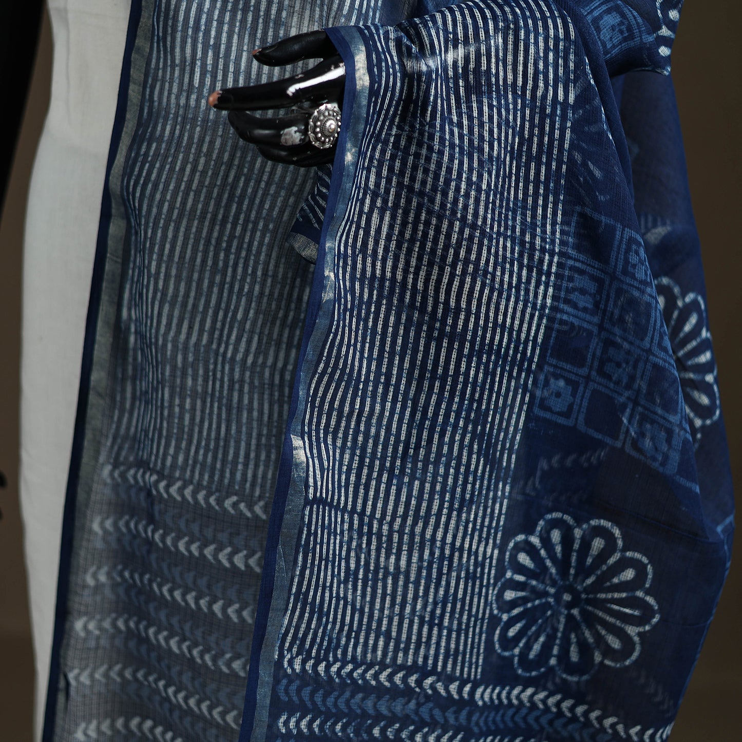 Pipad Hand Block Print Natural Dyed Kota Doria Cotton Dupatta 28