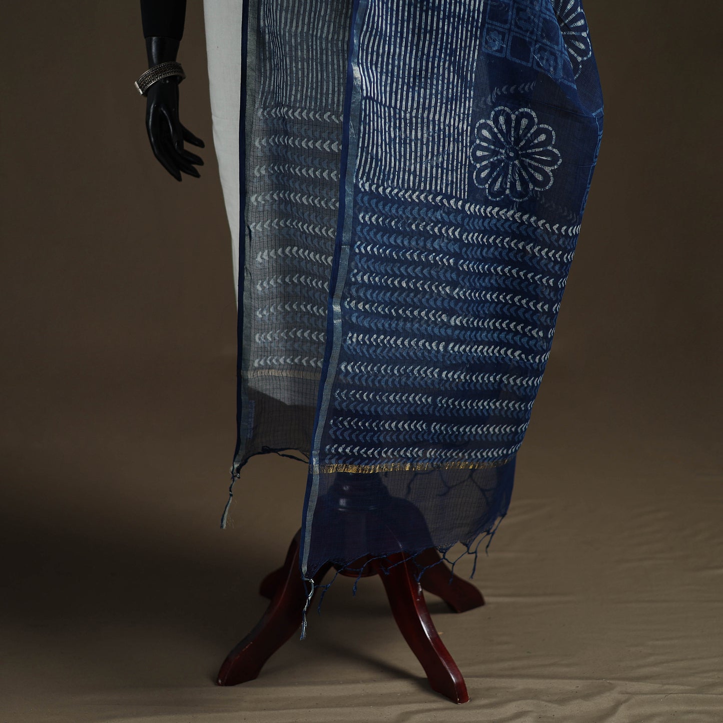 Pipad Hand Block Print Natural Dyed Kota Doria Cotton Dupatta 28
