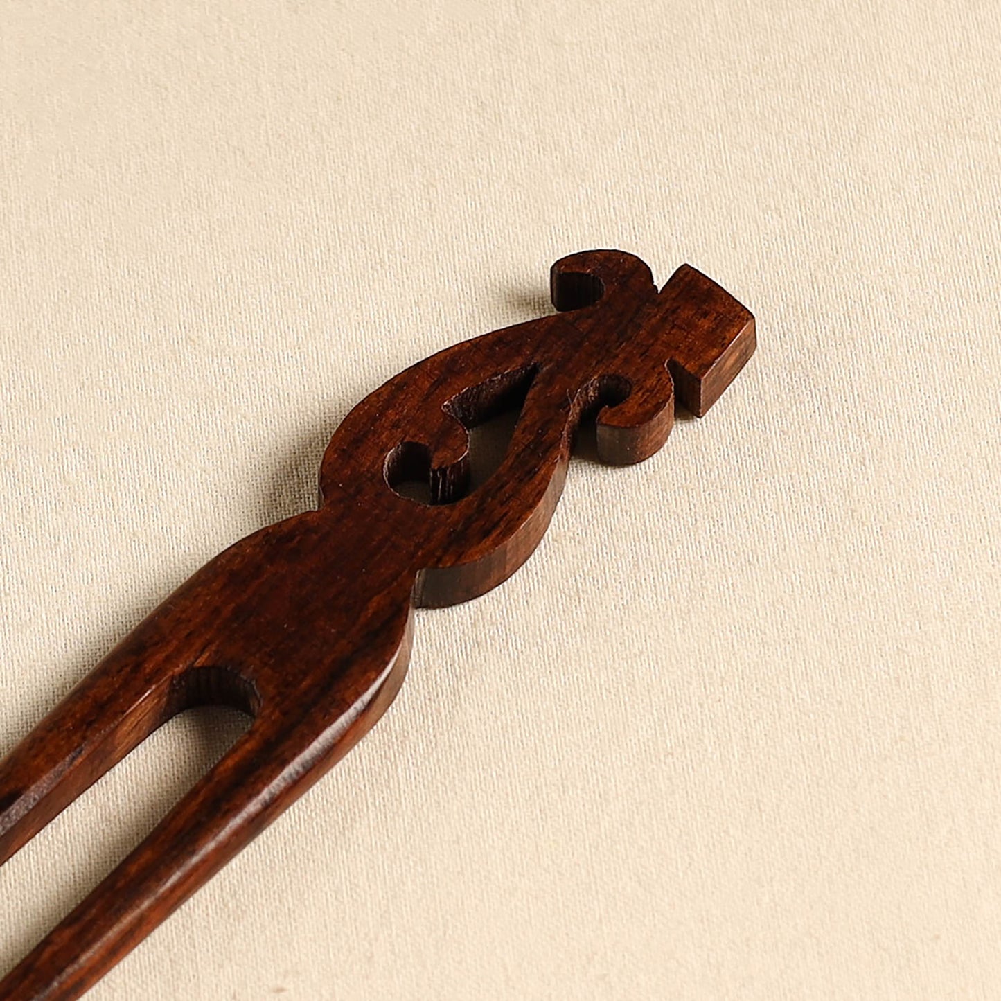 Hand Carved Sheesham Wood Juda Stick 44