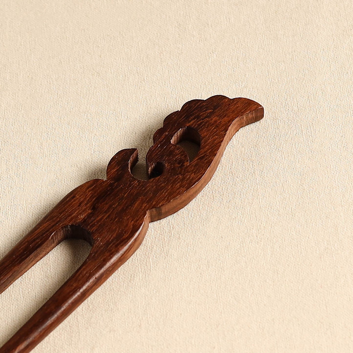 Hand Carved Sheesham Wood Juda Stick 47