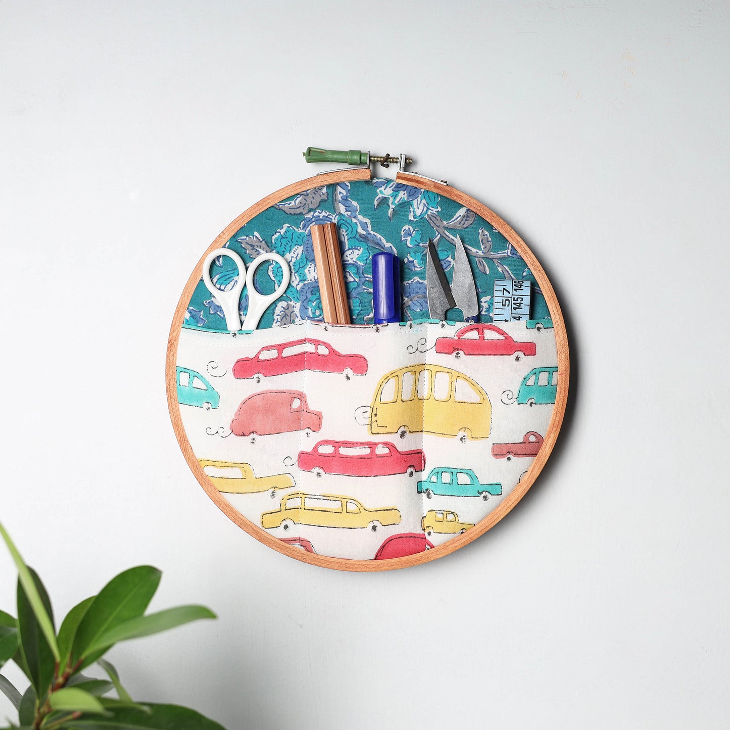 Embroidery Hoop Wall Decor (Small) 50