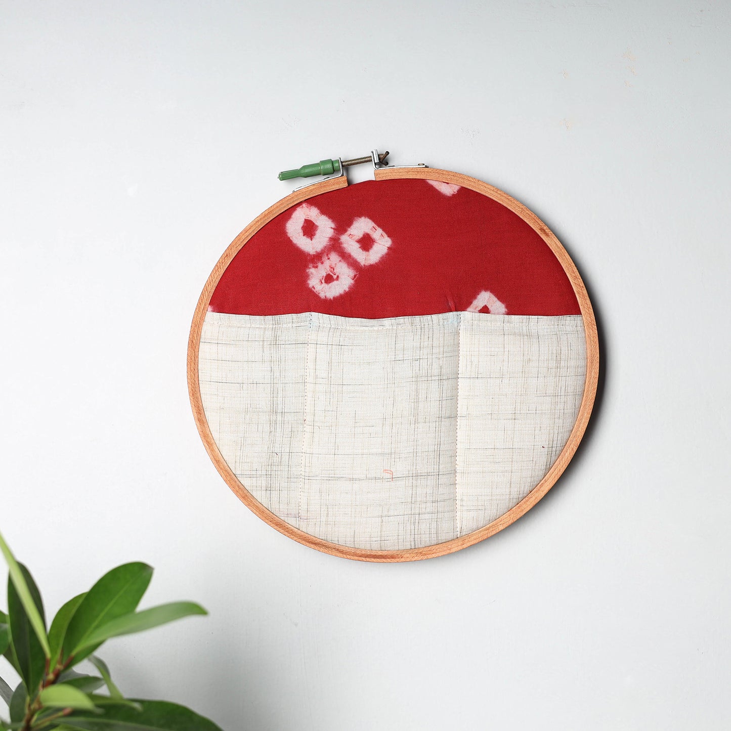 Embroidery Hoop Wall Decor (Small) 51