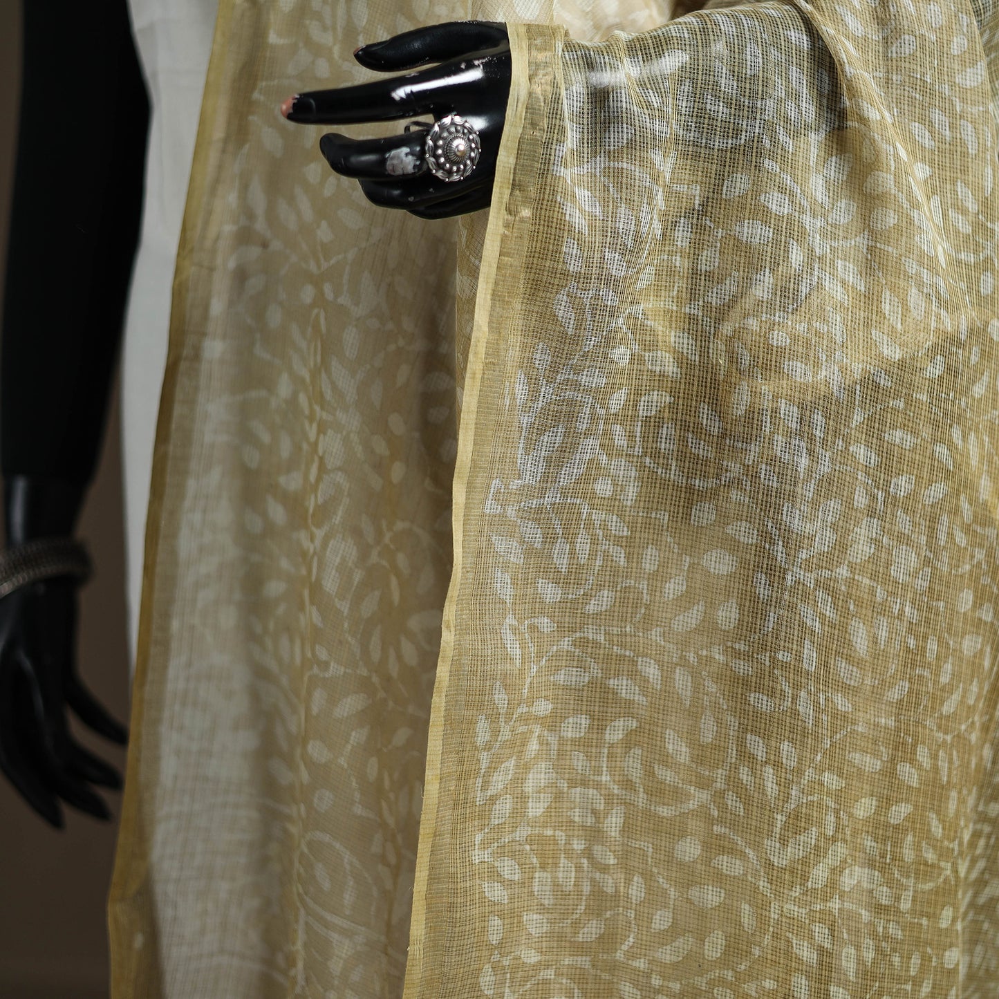 Pipad Hand Block Print Natural Dyed Kota Doria Cotton Dupatta 31