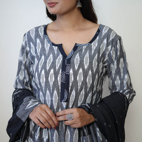 Buy Grey Handloom Cotton Pochampally Ikat Kurta Set Online