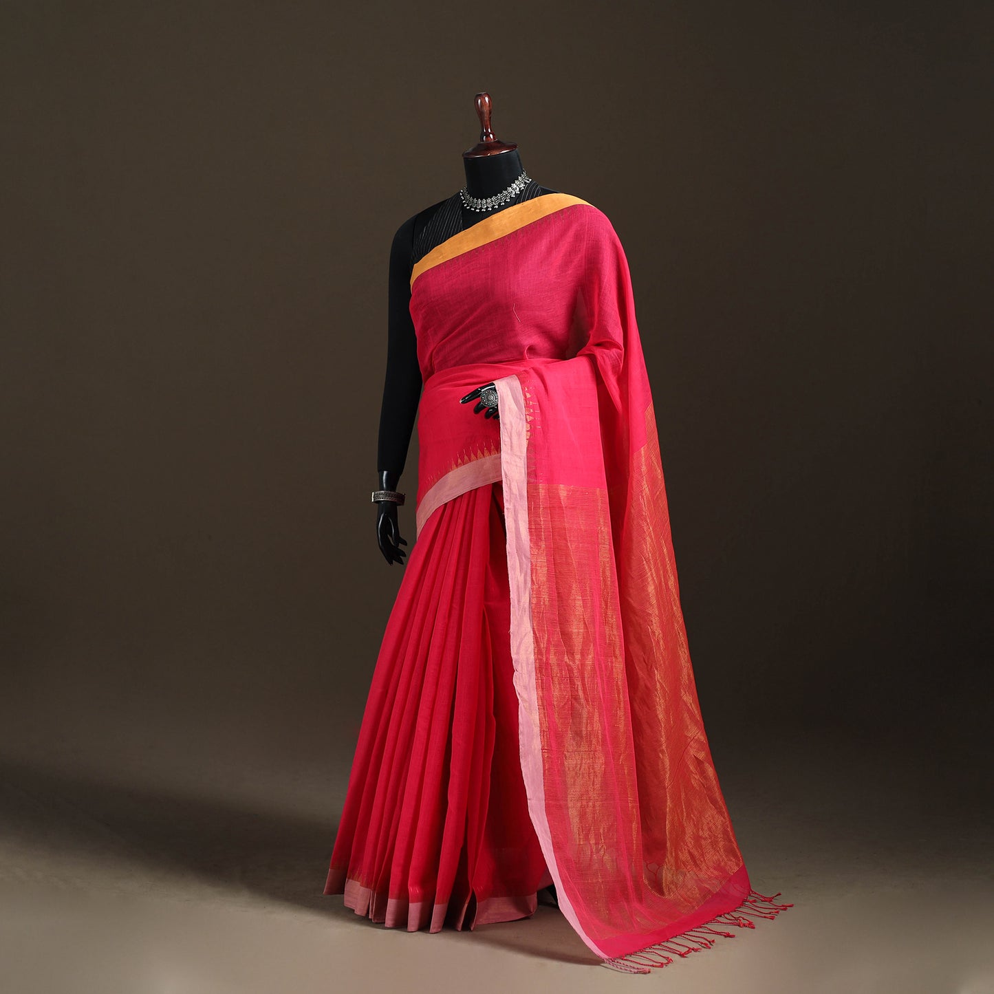 Patnulu Kuppadam Temple Kada Zari Pure Handspun Handloom Cotton Saree 47