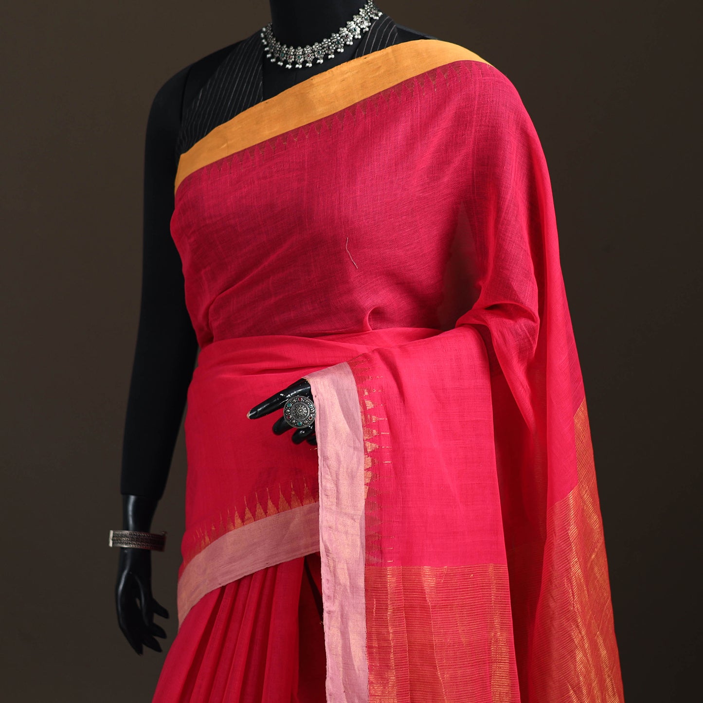 Patnulu Kuppadam Temple Kada Zari Pure Handspun Handloom Cotton Saree 47