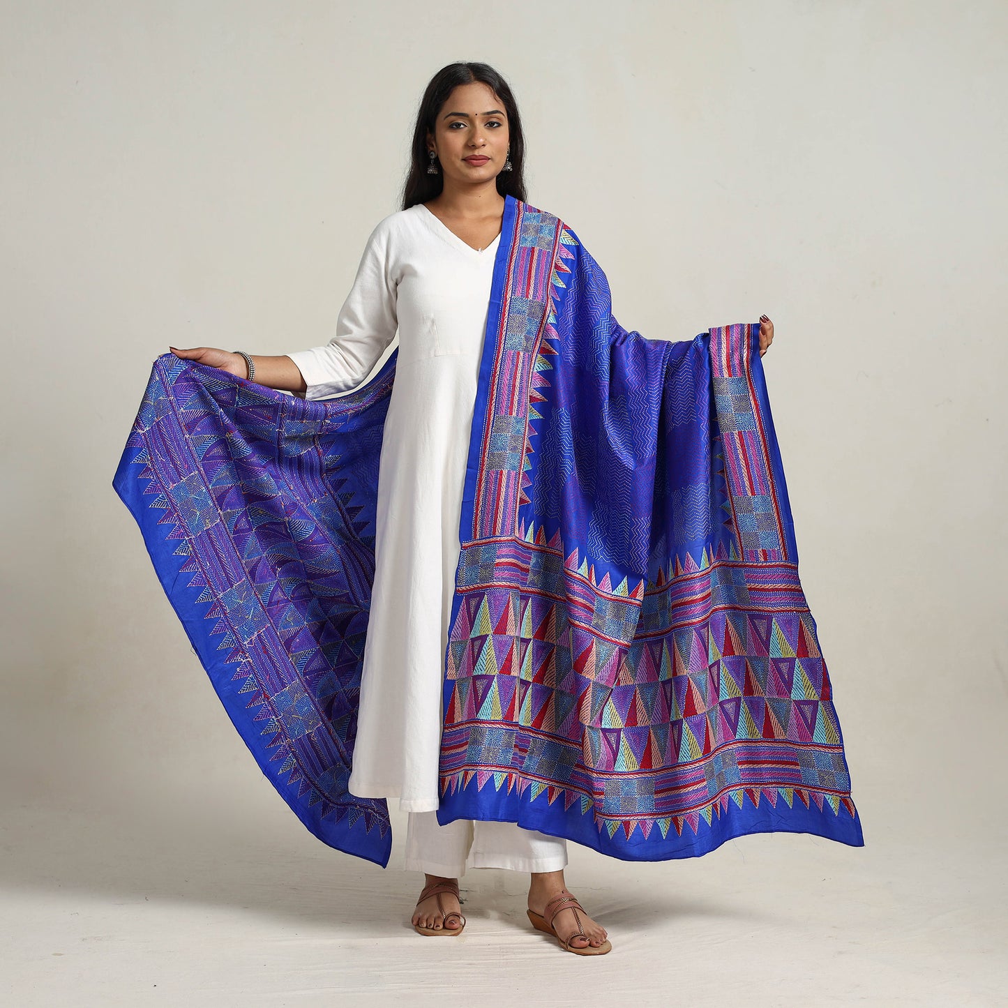 Blue - Bengal Handloom Silk Kantha Embroidery Dupatta 04