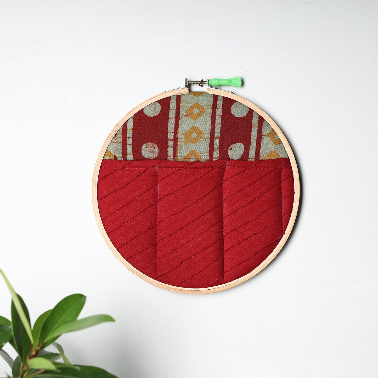 Embroidery Hoop Wall Decor (Small) 55