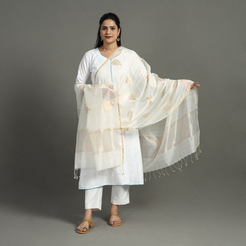 White - Handloom Silk Cotton Zari Buta Chanderi Dupatta 24