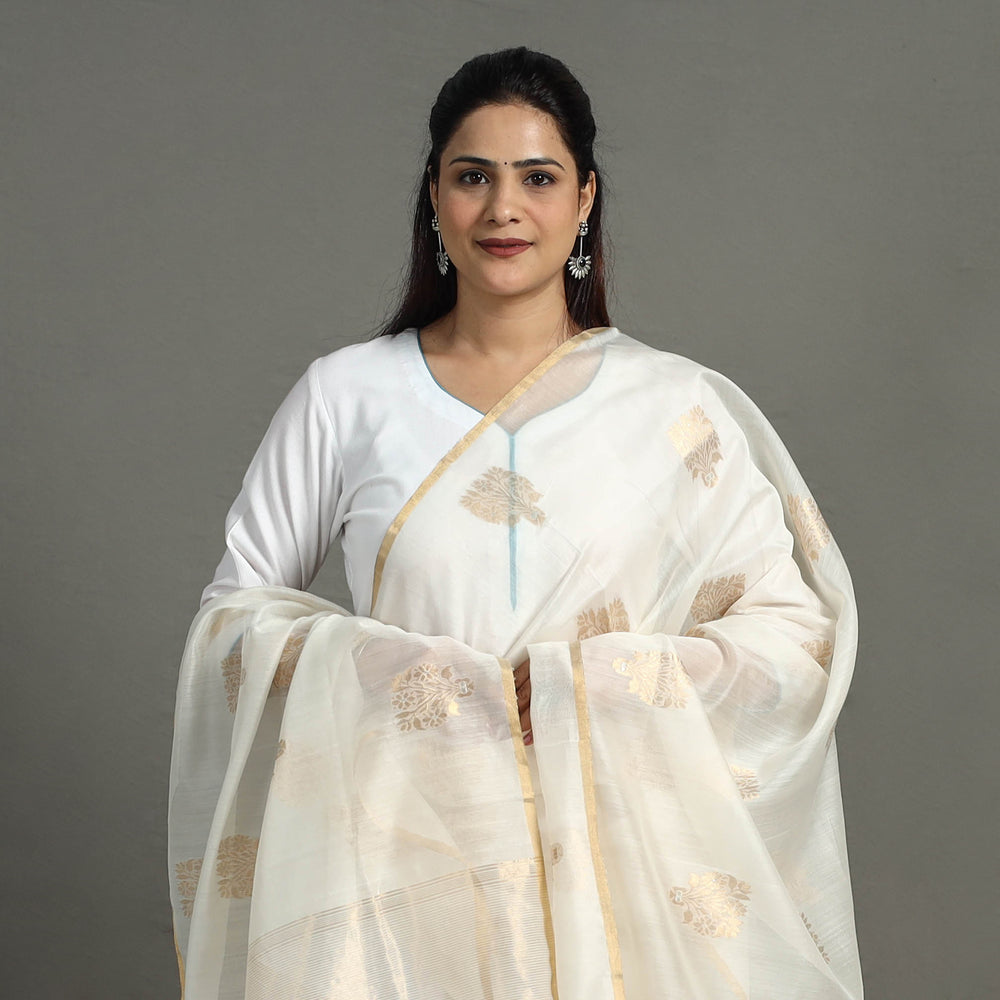 White - Handloom Silk Cotton Zari Buta Chanderi Dupatta 24