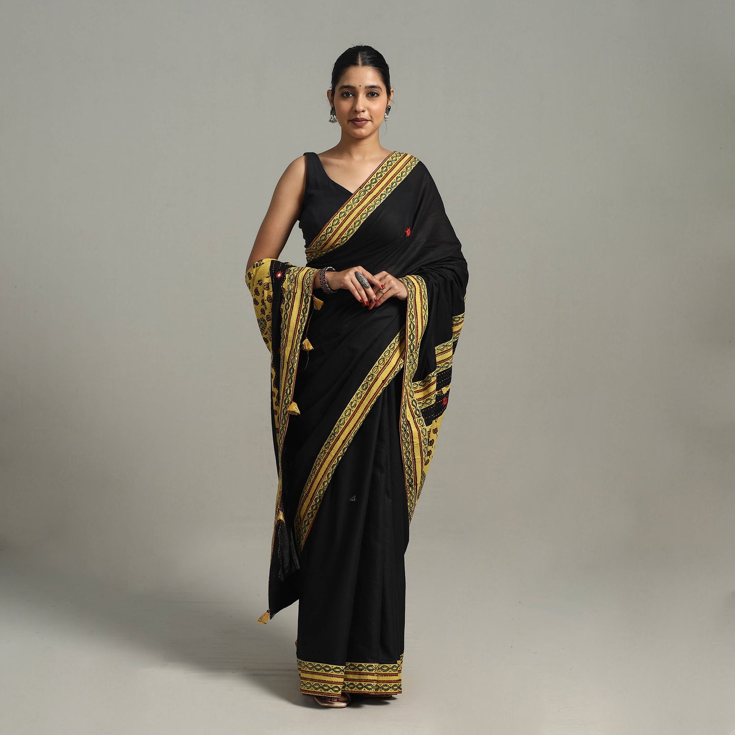 Black - Applique Patchwork Mul Cotton Tagai Ajrakh Saree 01