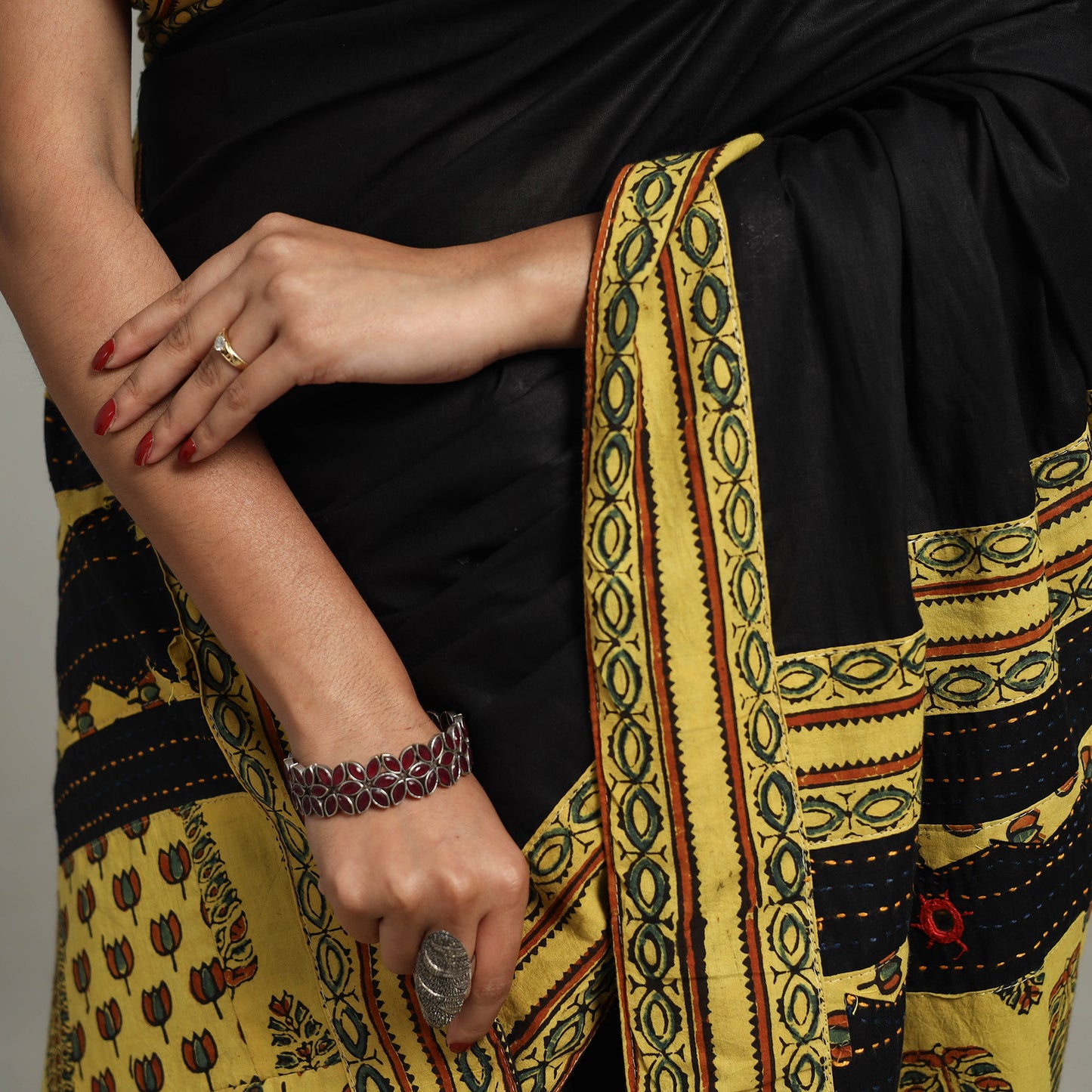 Black - Applique Patchwork Mul Cotton Tagai Ajrakh Saree 01