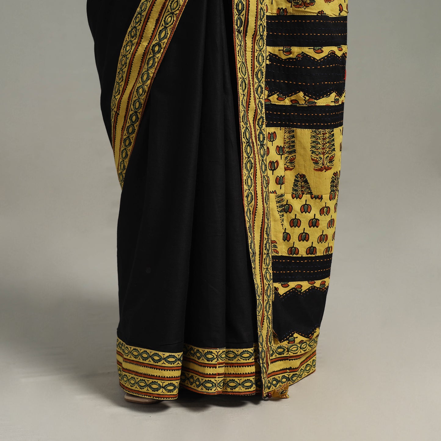 Black - Applique Patchwork Mul Cotton Tagai Ajrakh Saree 01