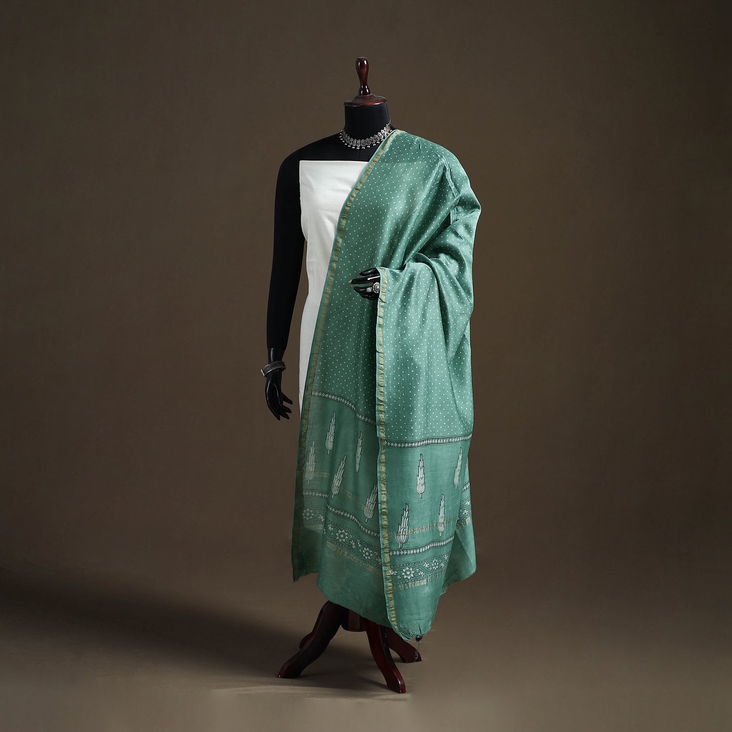 Akola Dabu Hand Block Print Chanderi Silk Handloom Dupatta 04