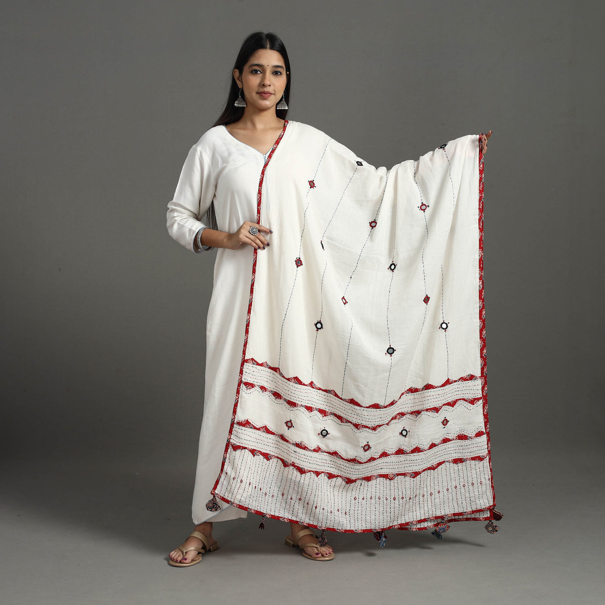 Tagai Kantha Dupatta 