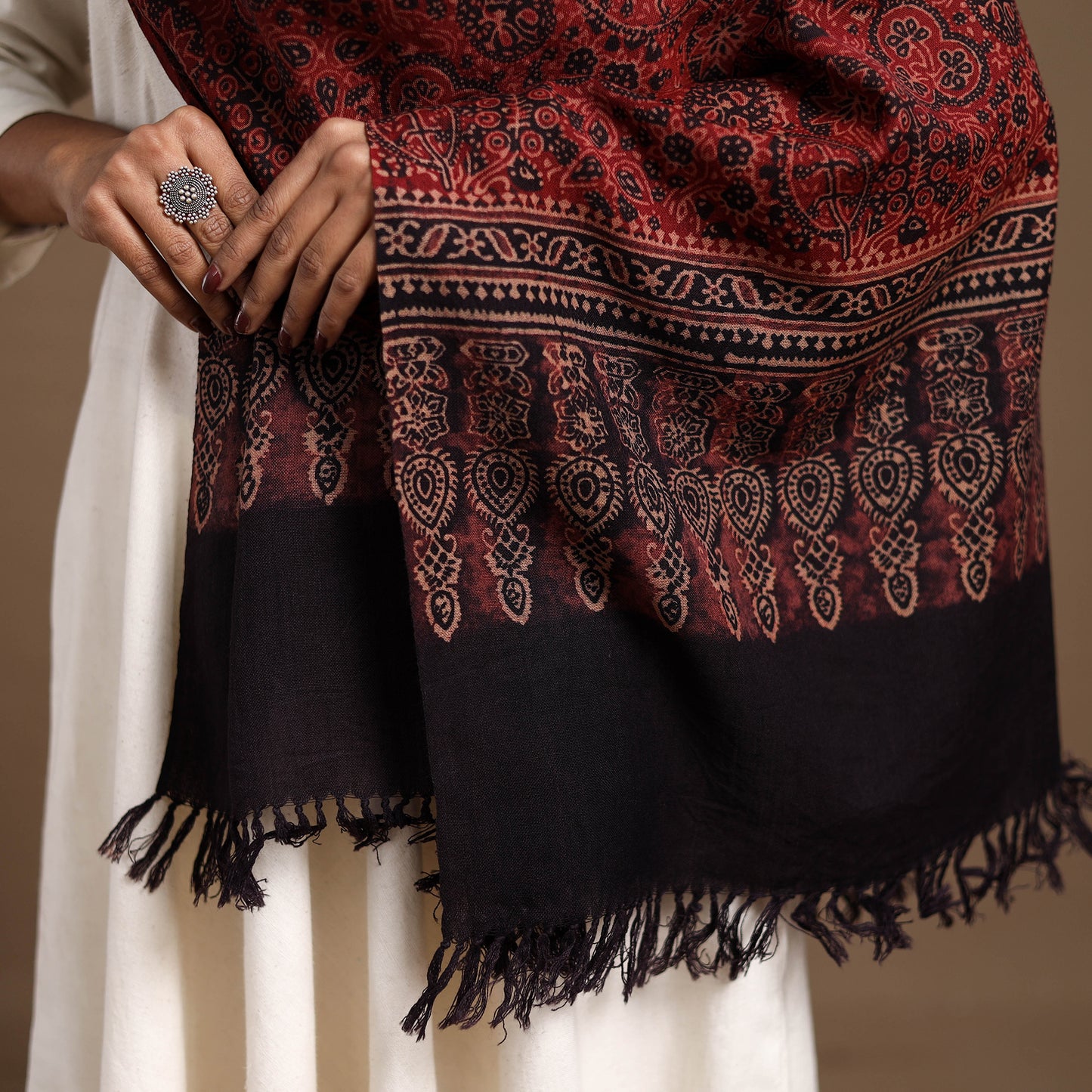 Kutch Handwoven Ajrakh Print Pure Wool Stole 31