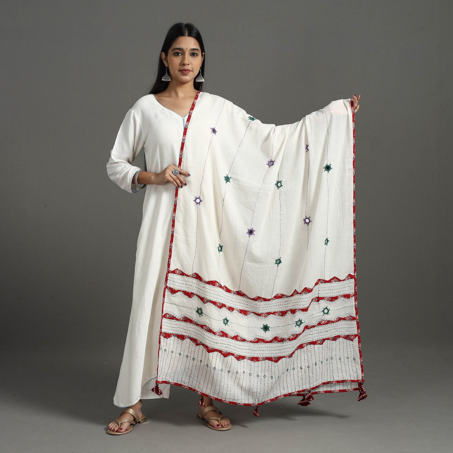 Tagai Kantha Dupatta 