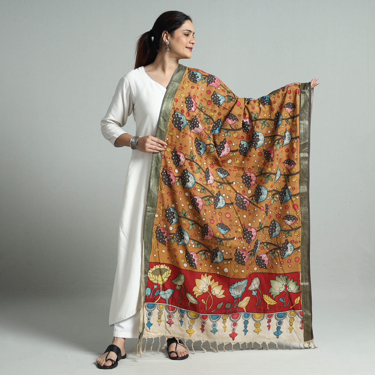 Kalamkari Handpainted Dupatta