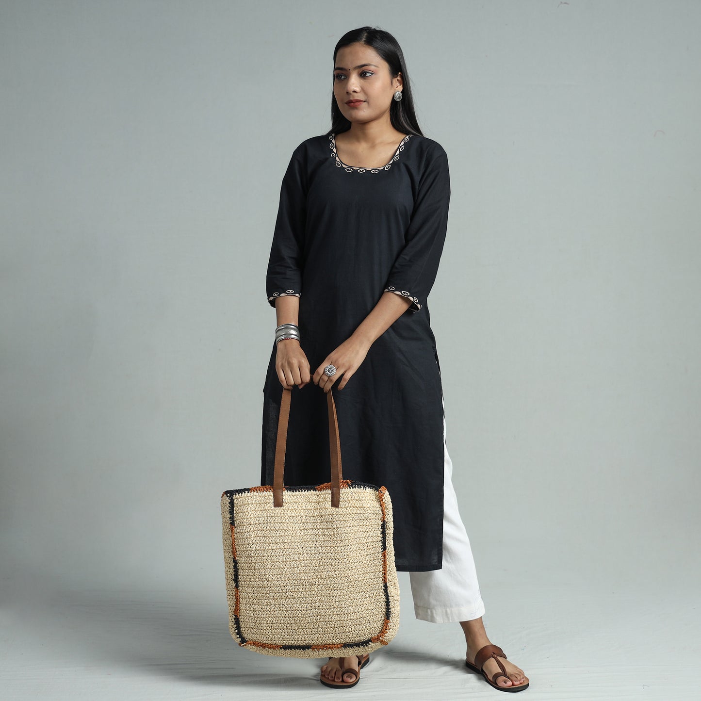 Beige - Handcrafted Multipurpose Raffia Shoulder Bag