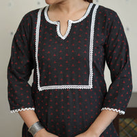 Black - Jacquard Cotton Straight Kurta with Lace Work 31