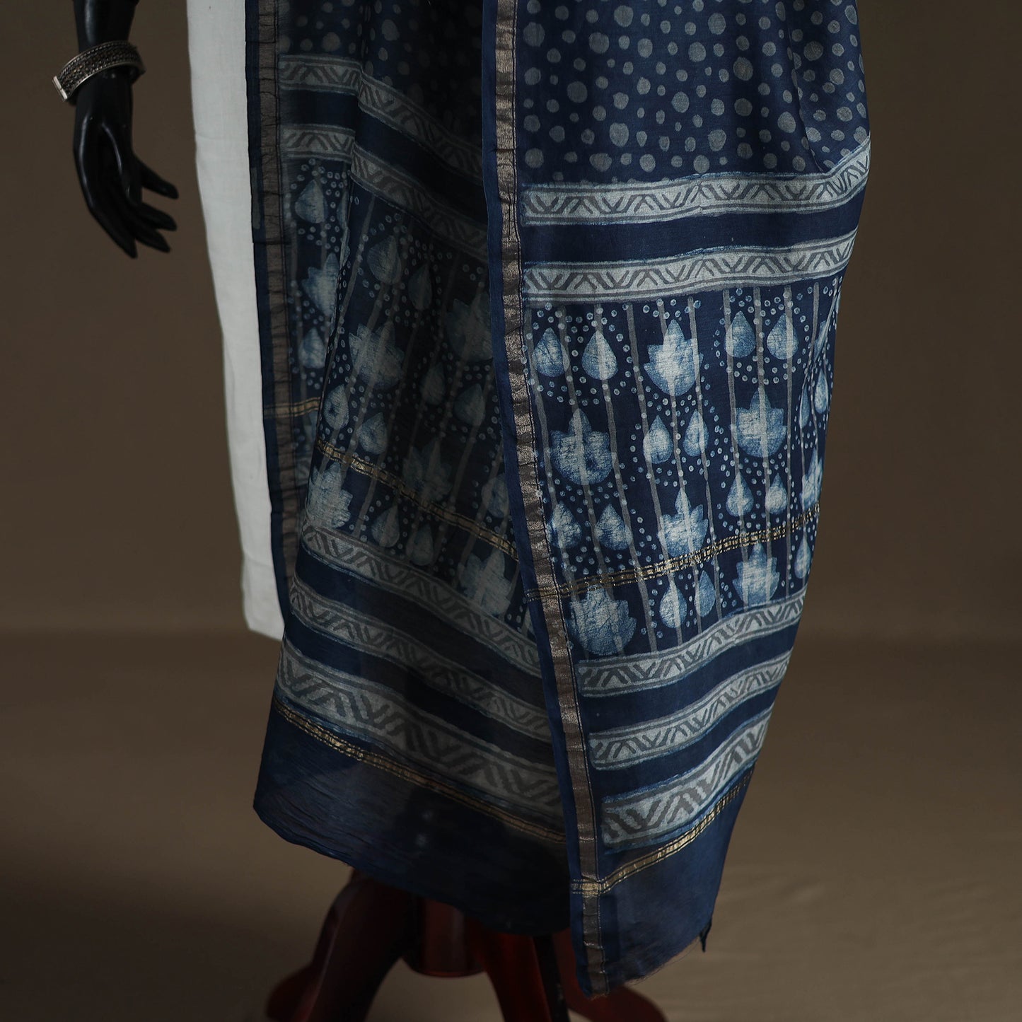 Akola Dabu Hand Block Print Chanderi Silk Handloom Dupatta 08