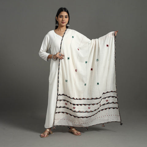 White - Applique Patchwork Cotton Tagai Kantha Dupatta 60