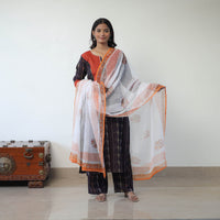 Black - Handloom Cotton Pochampally Ikat Kurta Set with Dupatta 03