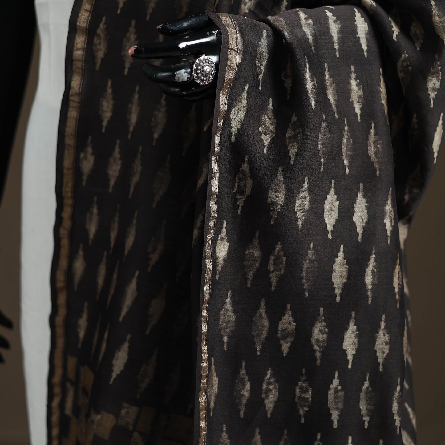 Akola Dabu Hand Block Print Chanderi Silk Handloom Dupatta 09