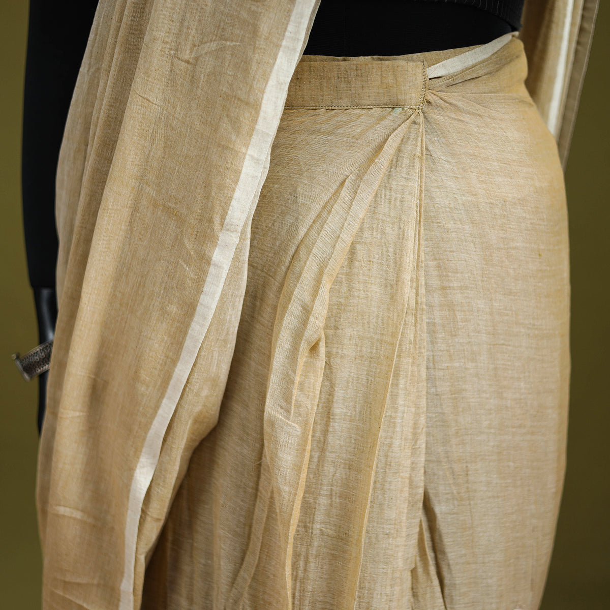 Plain Pure Mul Cotton Ready To Wear Saree 11