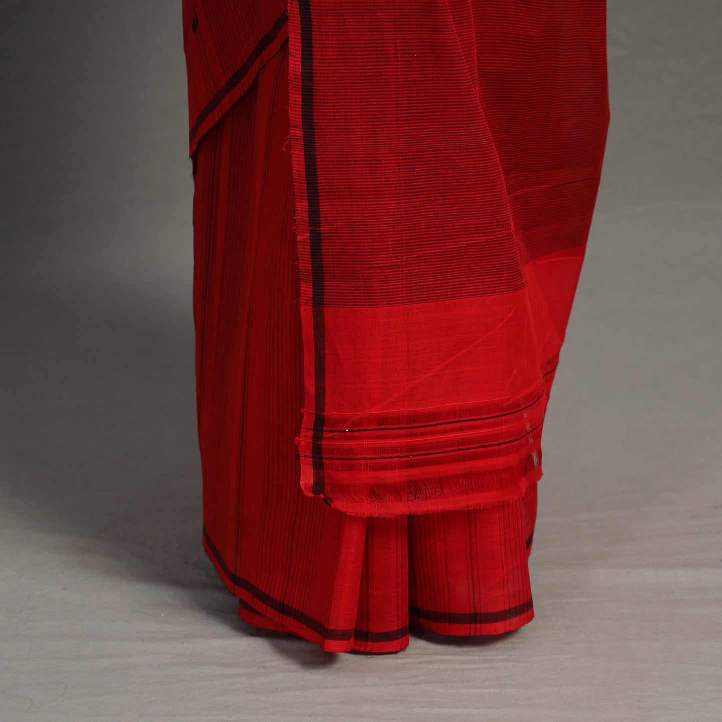 Red - Bellan Buta Cotton Handloom Saree 45