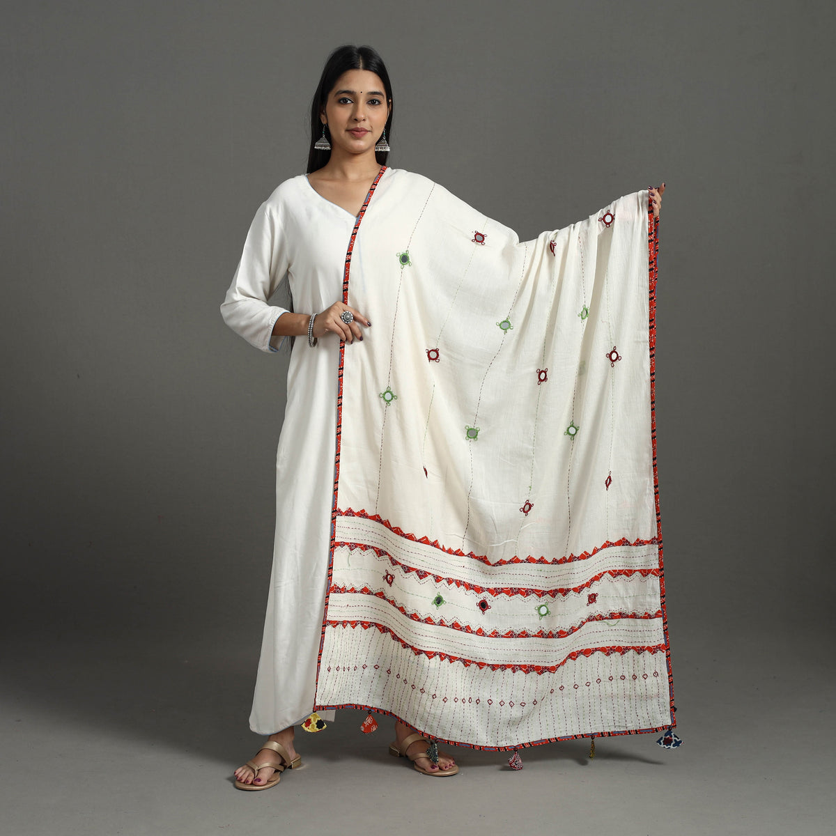 Tagai Kantha Dupatta 