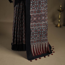 Ajrakh Hand Block Print Natural Dyed Handloom Thread Border Cotton Saree 19