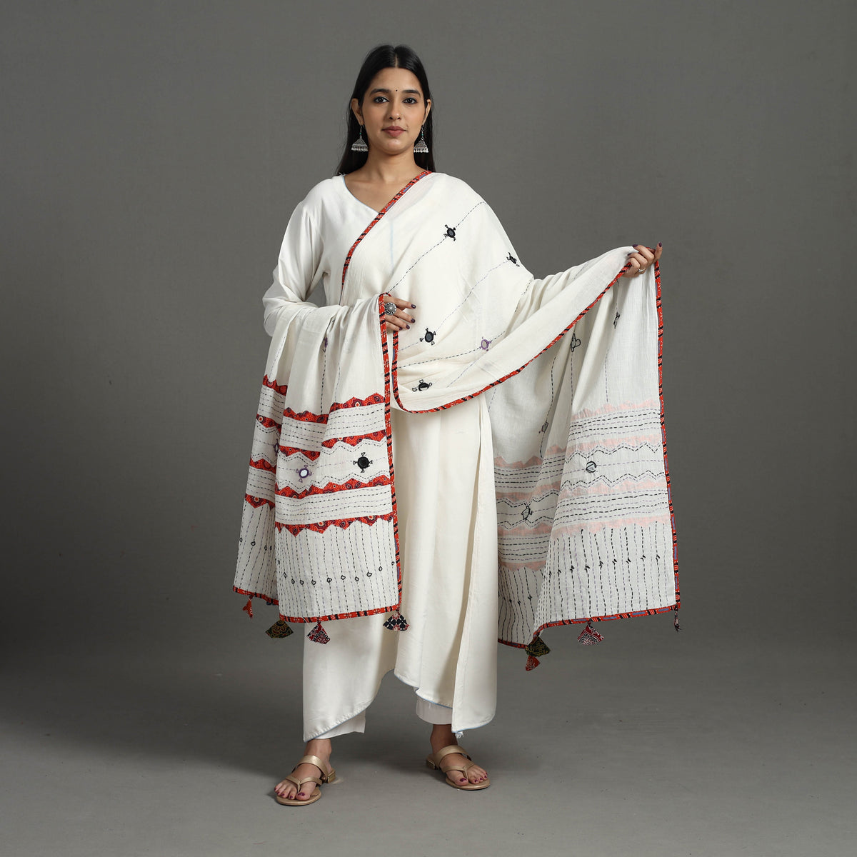 Tagai Kantha Dupatta 