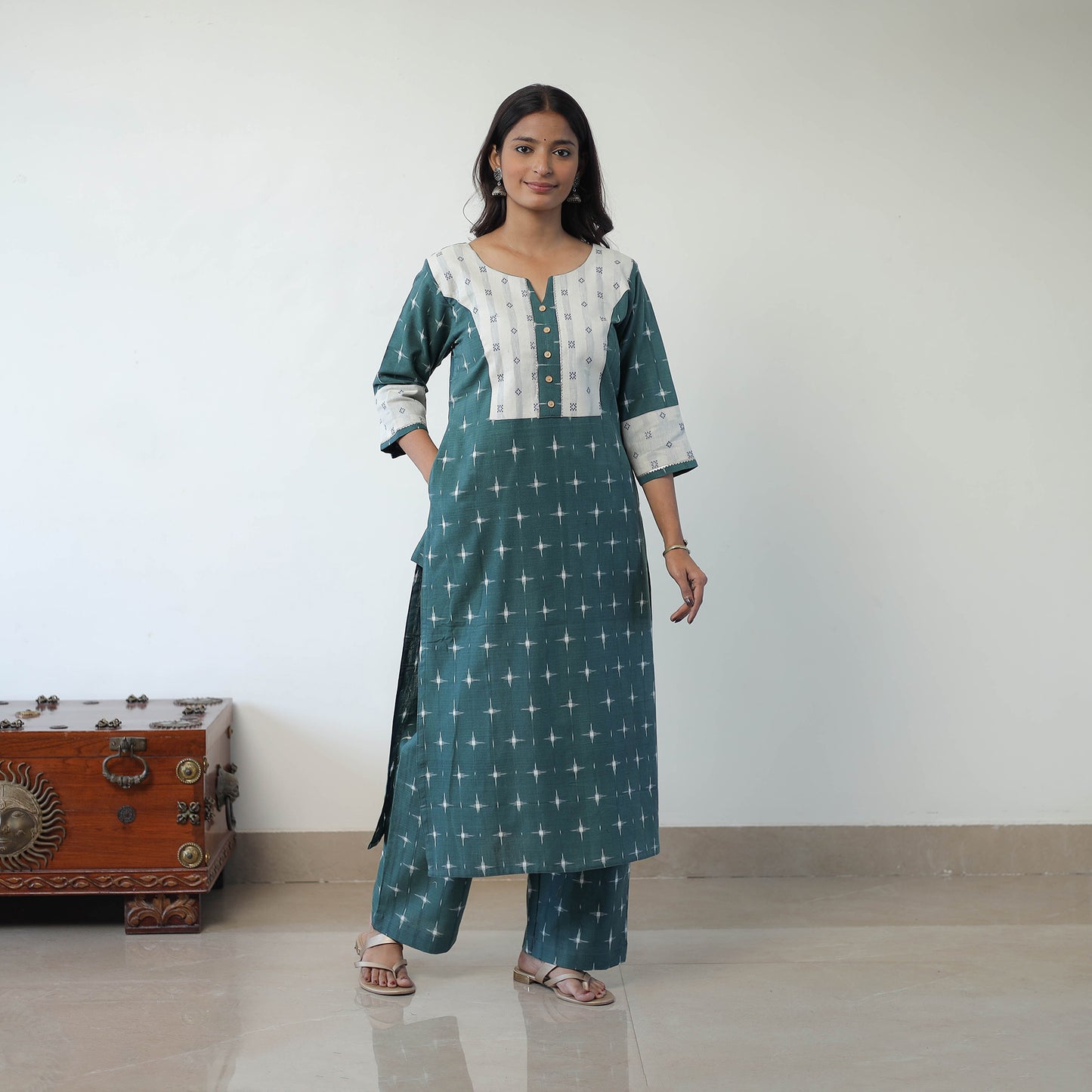 Green - Handloom Cotton Pochampally Ikat Kurta Set with Dupatta 04