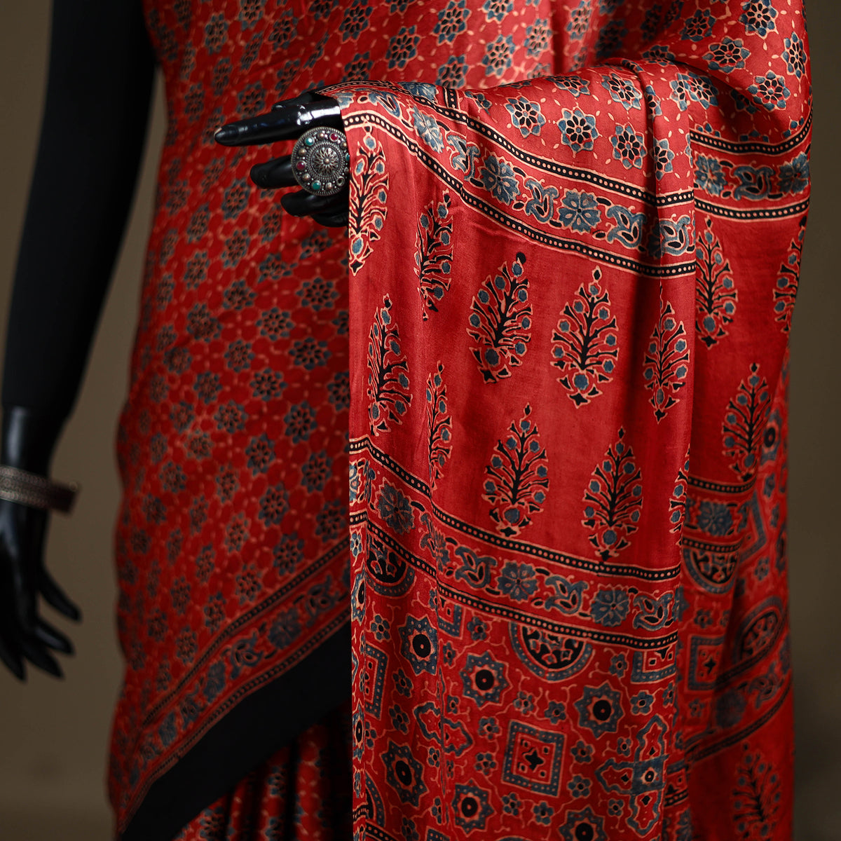 Ajrakh Hand Block Print Natural Dyed Lagdi Patta Border Modal Silk Saree 01