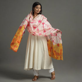 Buy Shibori Tie-Dye Handloom Chanderi Silk Dupatta with Zari Border 62 Online at iTokri.com