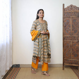 Grey - Handloom Cotton Pochampally Ikat Kurta Set 10