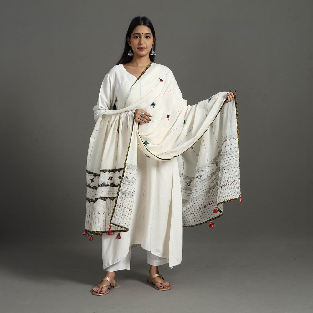 Tagai Kantha Dupatta 