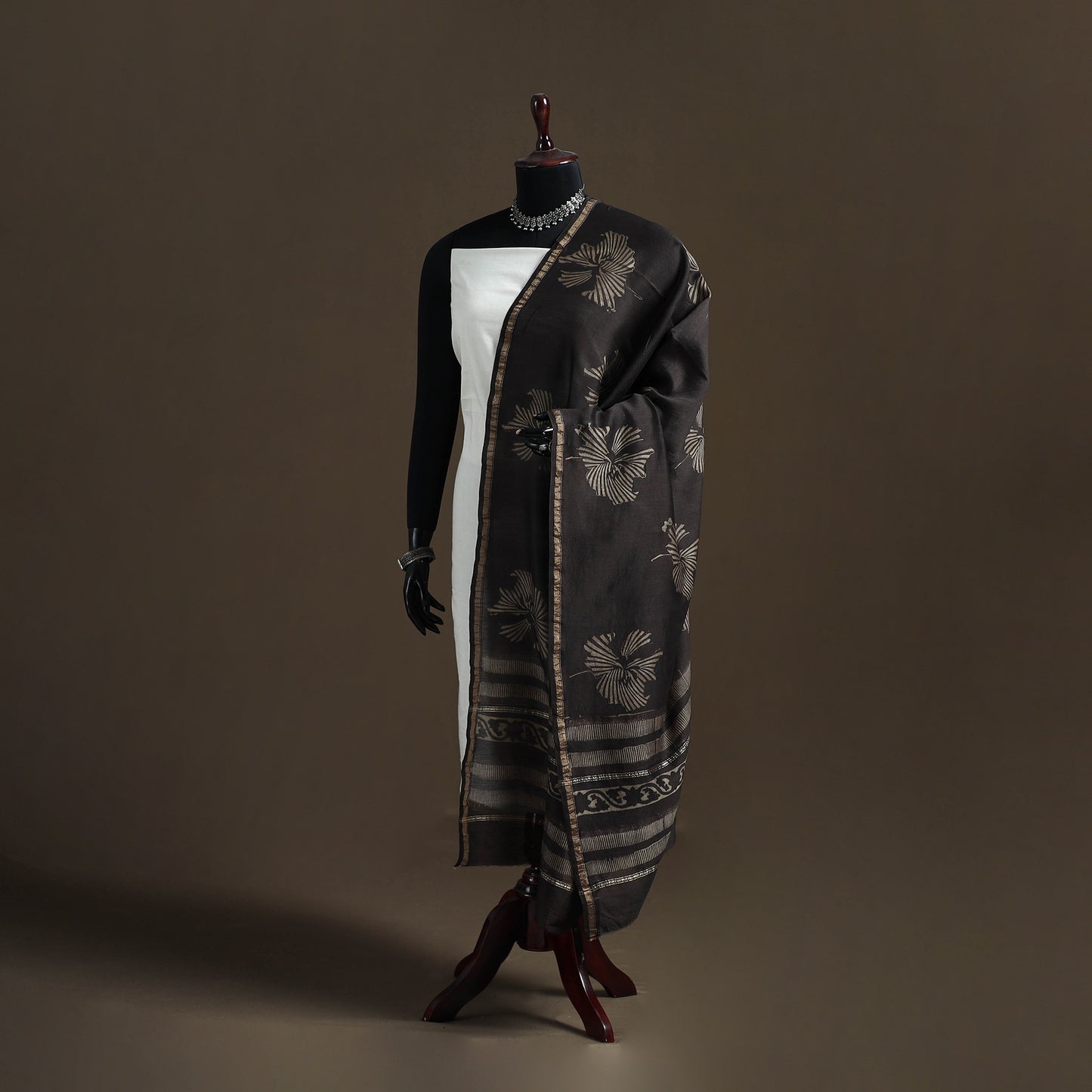 Akola Dabu Hand Block Print Chanderi Silk Handloom Dupatta 16